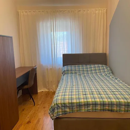 펜션 House Anita 무르테르